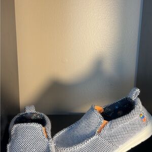 Cat & Jack Blue and White Slippers Comfortable Slip-On Design